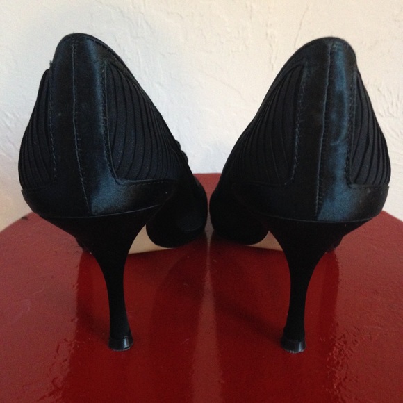 Ann Marino peep toe heels - Picture 3 of 4